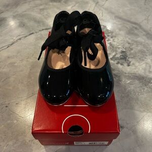 Capezio Black Tap Shoes with Silver Plates